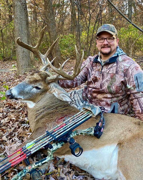 Adam's 11 pt buck